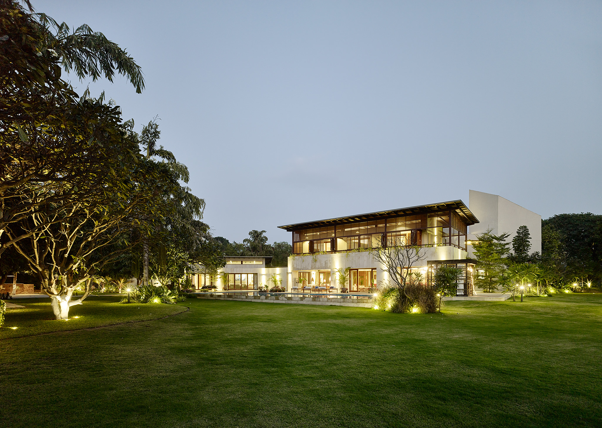 E17621 Alpa 060525p SCREEN